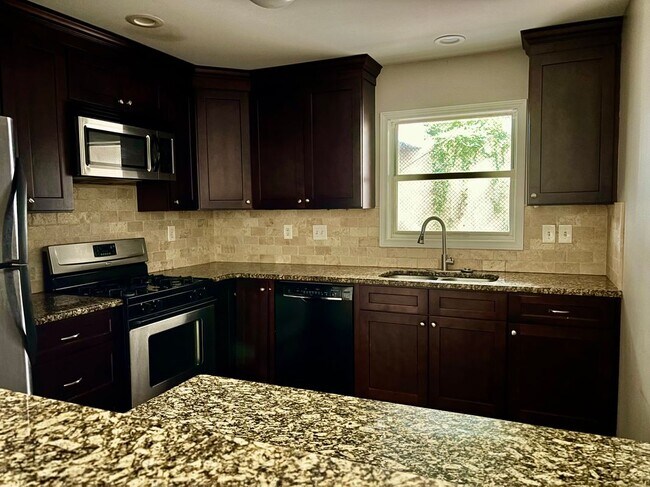 1206 Augusta Dr