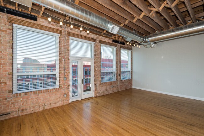 Photo - 101 N Tejon St Unit 400