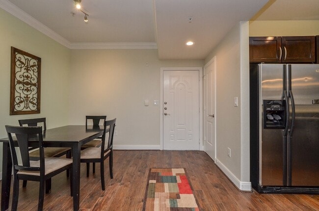 Photo - 2299 Lone Star Dr Unit 233