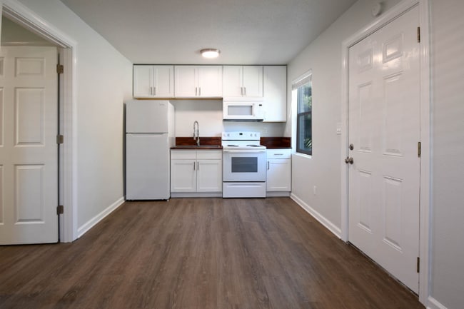 Photo - 5094 J E L Dr Unit 5