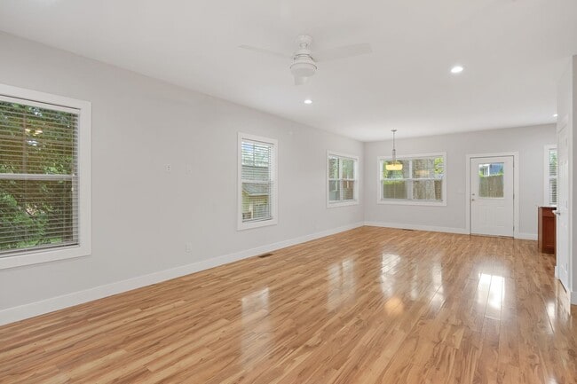 Photo - Modern Kenilworth Home