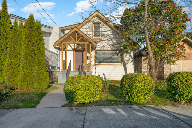 Building Photo - 8040 16th Ave NE Rental