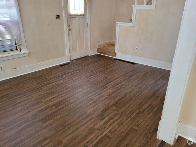 Building Photo - 456 Ormond Ave Rental