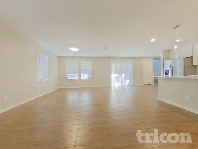 Photo - 11641 N 165th Ln