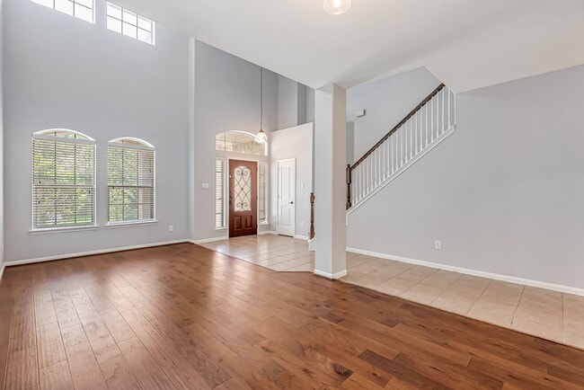 Photo - 146 Black Swan Pl