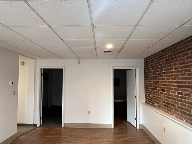 Photo - 211 N Queen St Unit 5