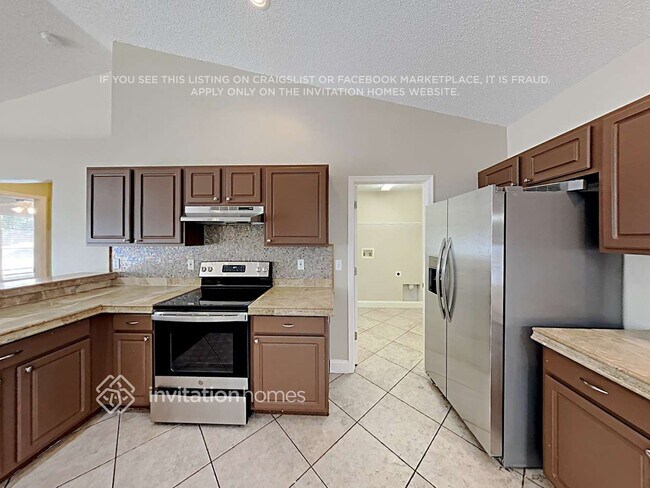 1404 Windy Bluff Dr