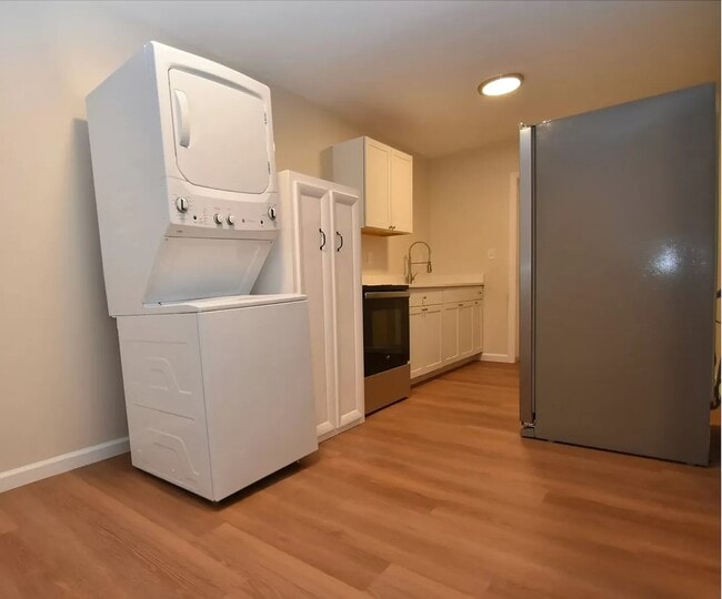 W/D - 1420 Union Ave Unit #2