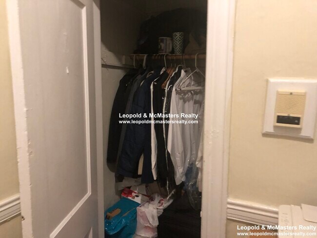 Photo - 162 Kelton St