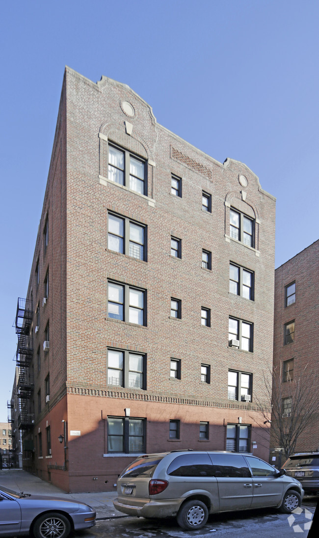 35-05 94th Street and 35-08 95th Street - 35-05 94th Street and 35-08 95th Street Apartamentos