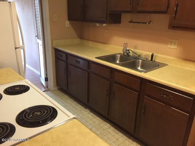 Photo - 106 Village Ln