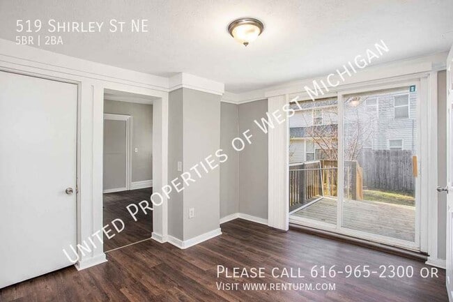 Photo - 519 Shirley St NE