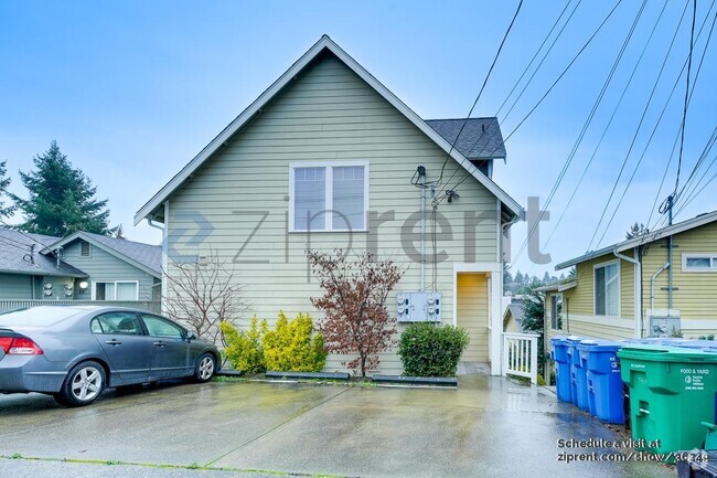 Building Photo - 5907 40th Ave SW Rental