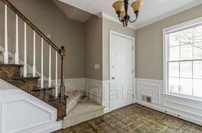 Photo - 637 Corbin Lake Ct