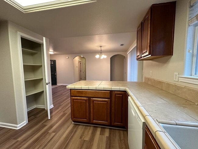 Photo - Well maintained home in desirable neighborhood!