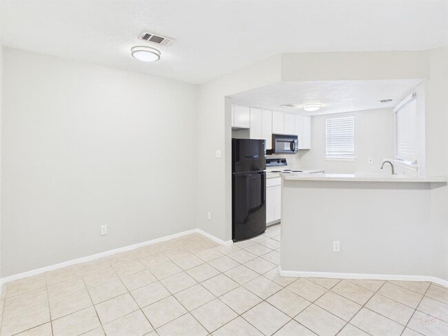 Photo - 2500 Burleson Rd Unit 206