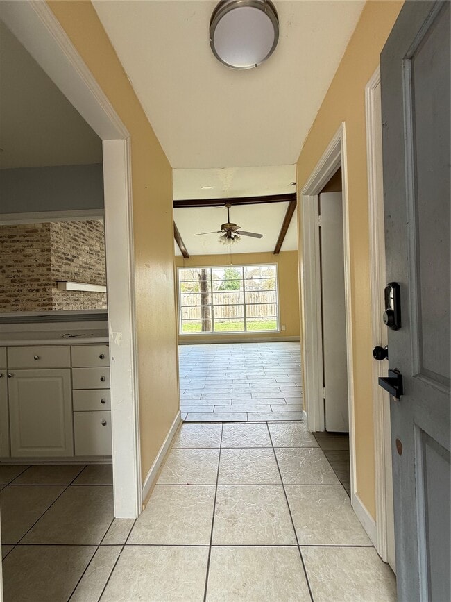 Photo - 13722 Burgoyne Rd