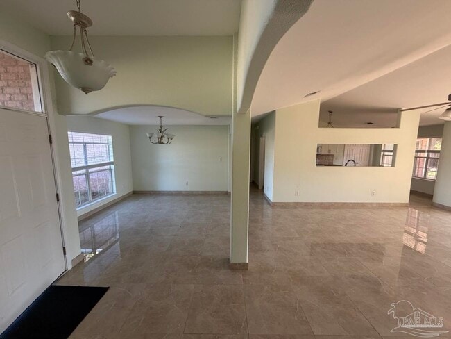 Photo - 10 Arapaho Dr