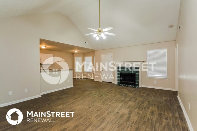 Photo - 851 Sweetwater Way