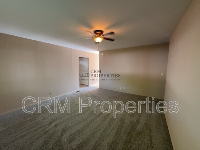 Photo - 2400 Balmoral Blvd