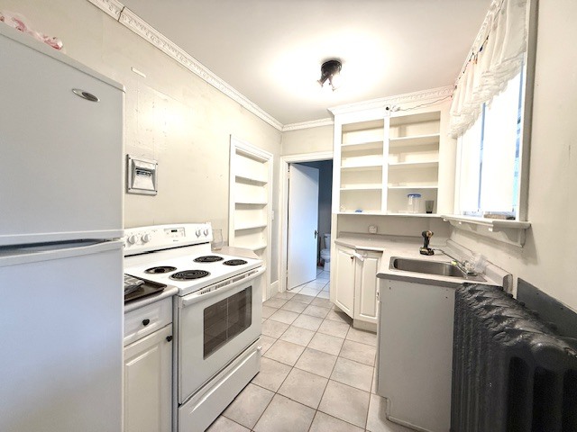 Photo - CUTE 1 Bedroom in Old South * 450 Sqft * Parking * AVAIL NOW Unité 1