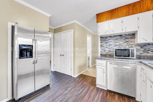 Photo - 603 E Greenwood St