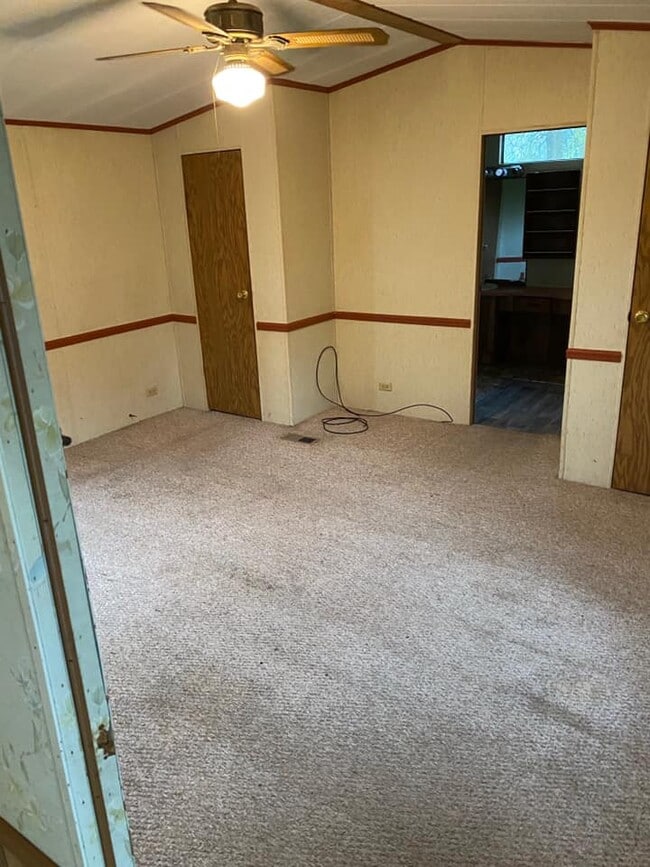 Photo - 416 Schaal Rd