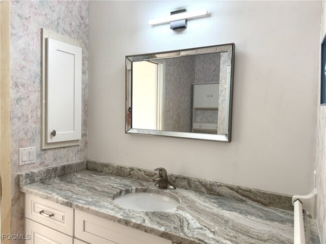 Photo - 3923 SE 11th Ave Unit 304