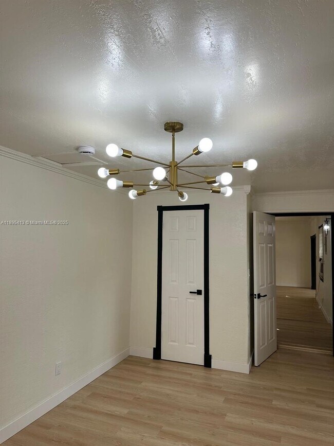 Photo - 12287 NE 7th Ave Unidad 1