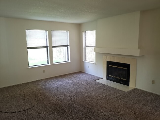 Photo - Shadowbrook Apartments