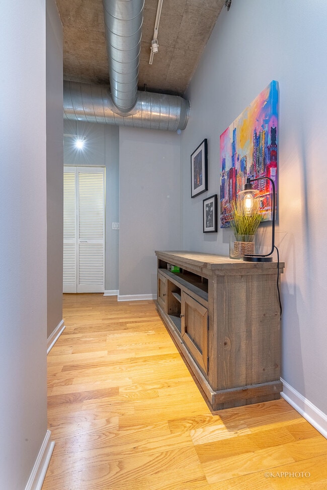 Photo - 125 E 13th St Unit 1113