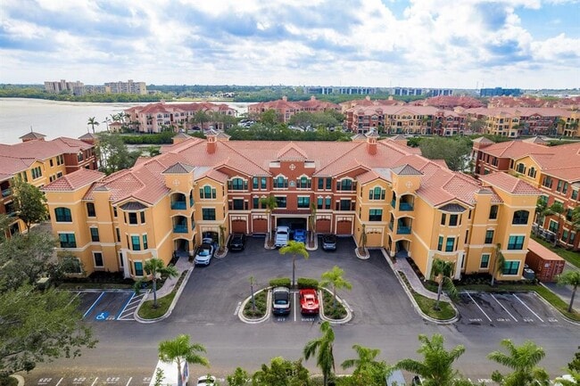 Building Photo - 2749 Via Cipriani Unit 1032A Rental