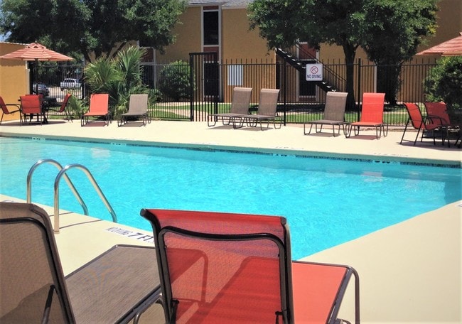 Photo - The Annex Apartments