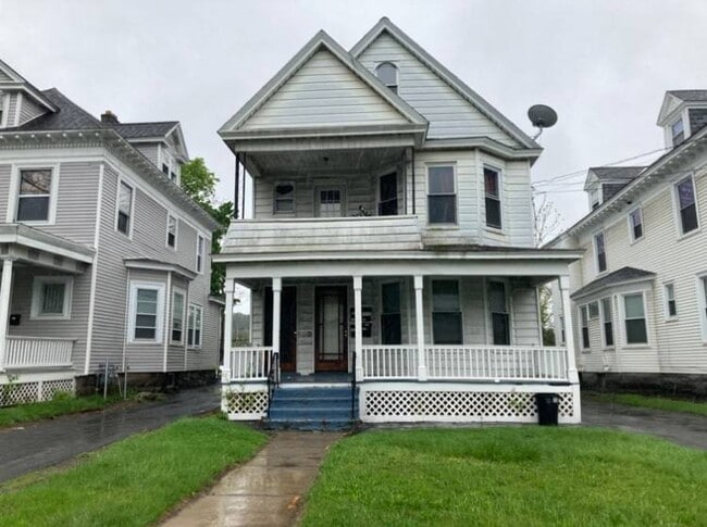 Photo - 1504 Union St Casa