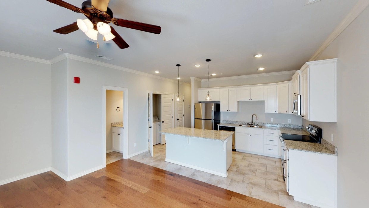 Photo - Woodland Park Apartments