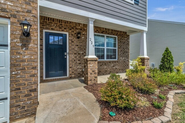 Photo - 229 Marathon Ln