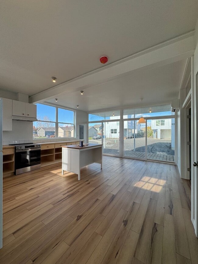 Photo - Spacious 4-Bedroom, 3-Bath Home with Stunning Views