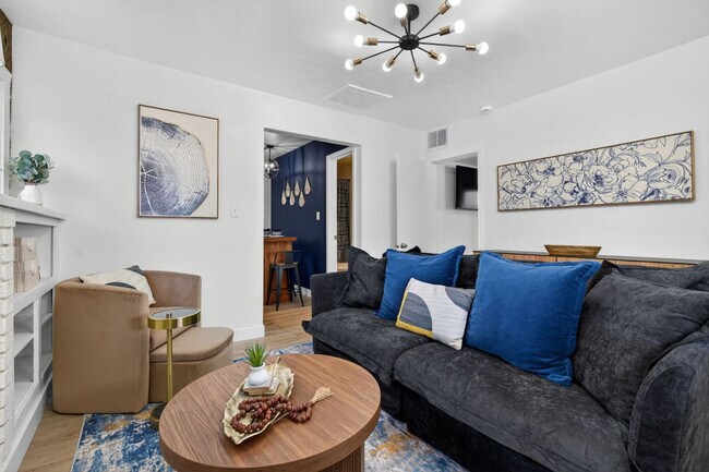 Photo - 1311 N 14th St Unit ID1357408P