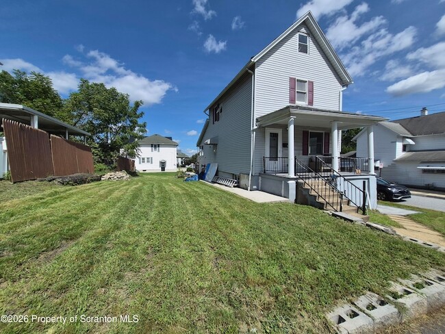 Photo - 530 Cayuga St
