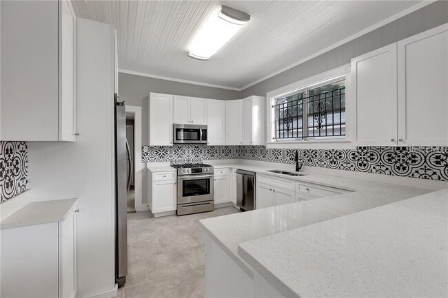 Photo - 2523 W Spruce St