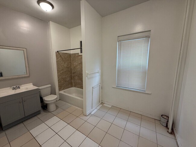 Photo - 7208 Torresdale Ave Unidad 1