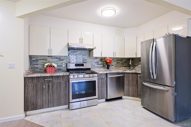 Photo - 55-12 138th St Unit 7F