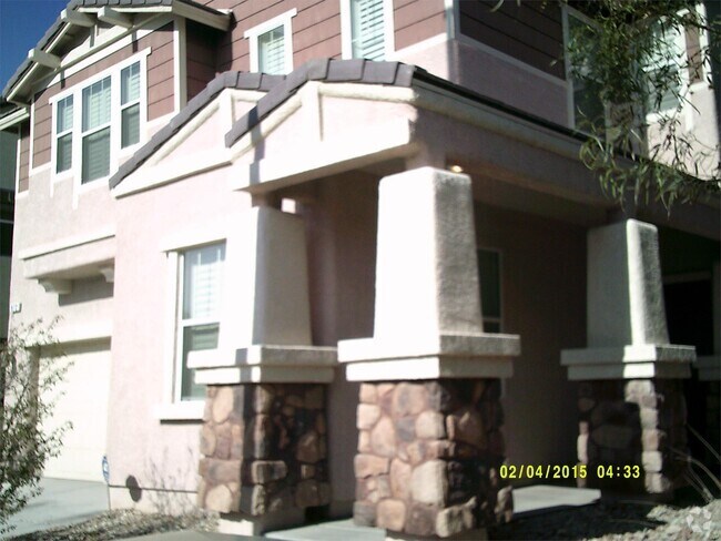 Building Photo - 972 Wagner Valley St Rental