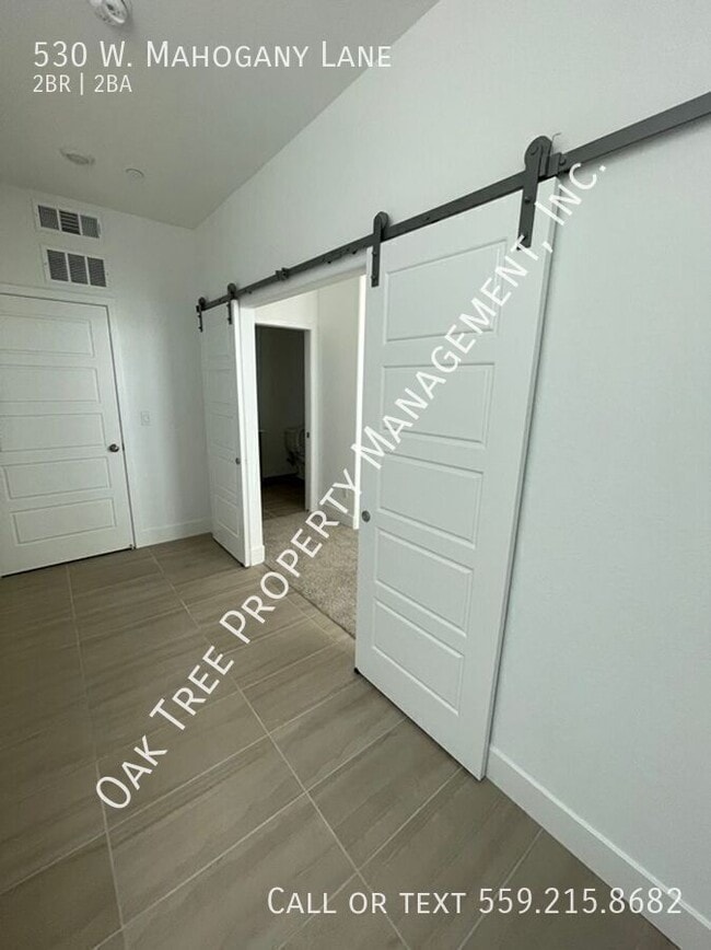 Photo - 530 W Mahogany Ln