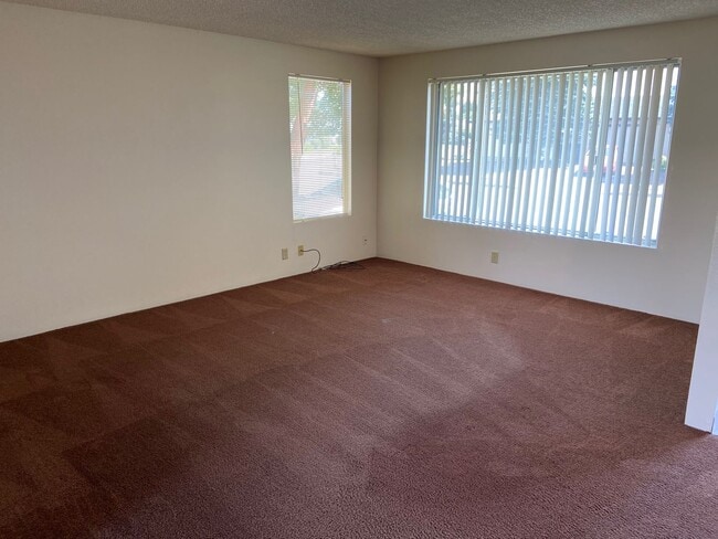 Photo - WarP01 Unidad 2090 9th St