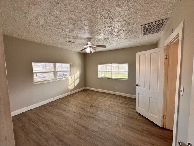 Photo - 104 S 7th St Casa