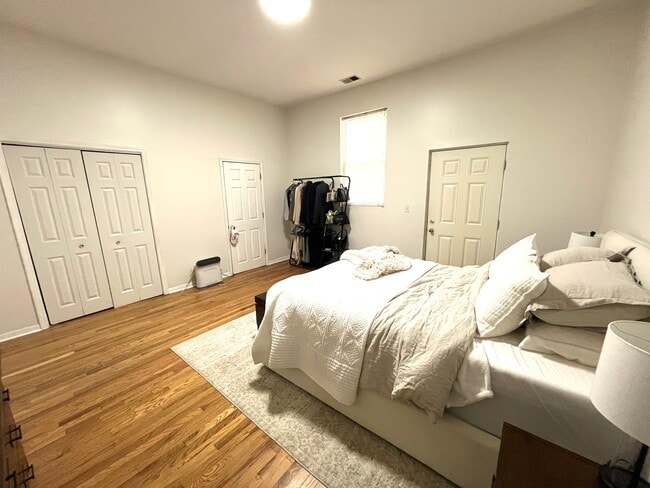 Photo - 1340 N Dean St Unidad 1