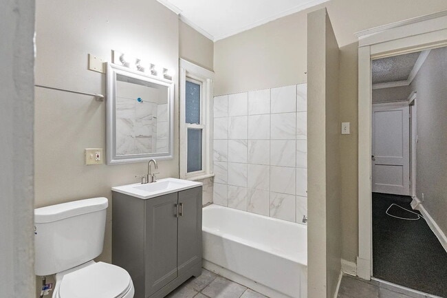 Charming 3-Bedroom Home | 1 Bath | In-Unit Laundry | Updated Kitchen – $2,000/month