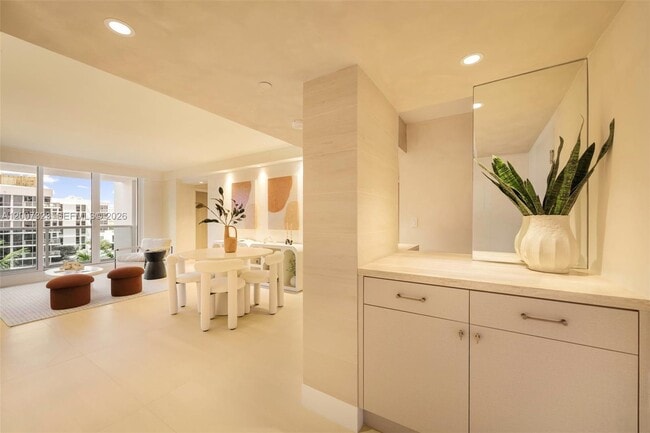 Photo - 2301 Collins Ave Unit 526