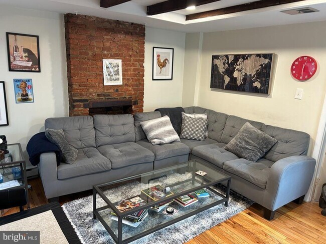 Photo - 414 S 15th St Unidad 3R